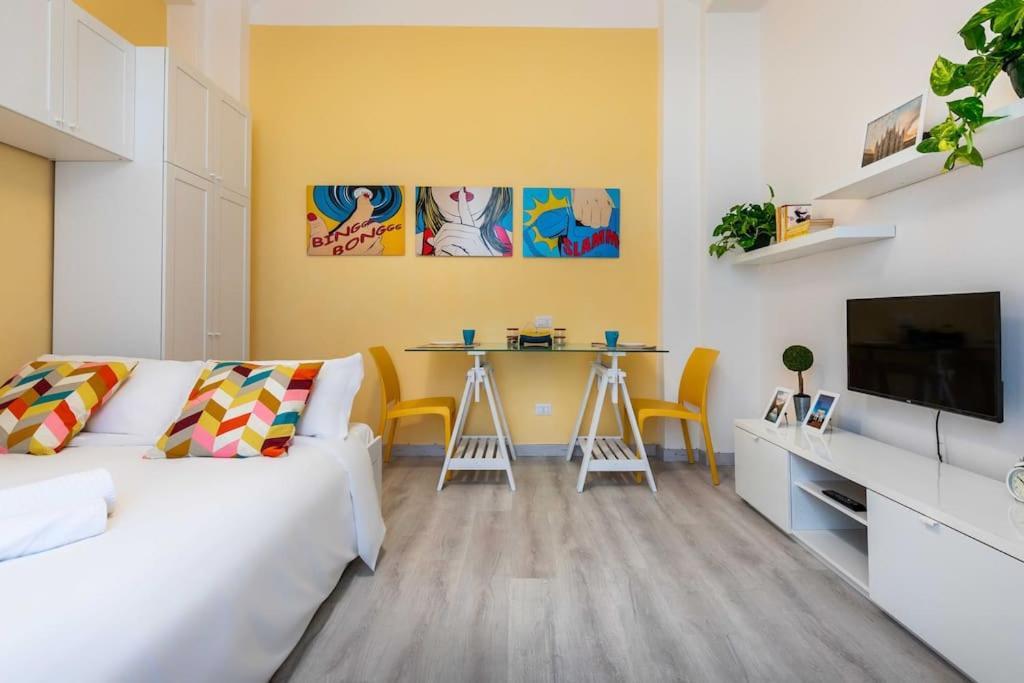 Relax Stay In A Typical Milan Courtyard - Navigli Экстерьер фото